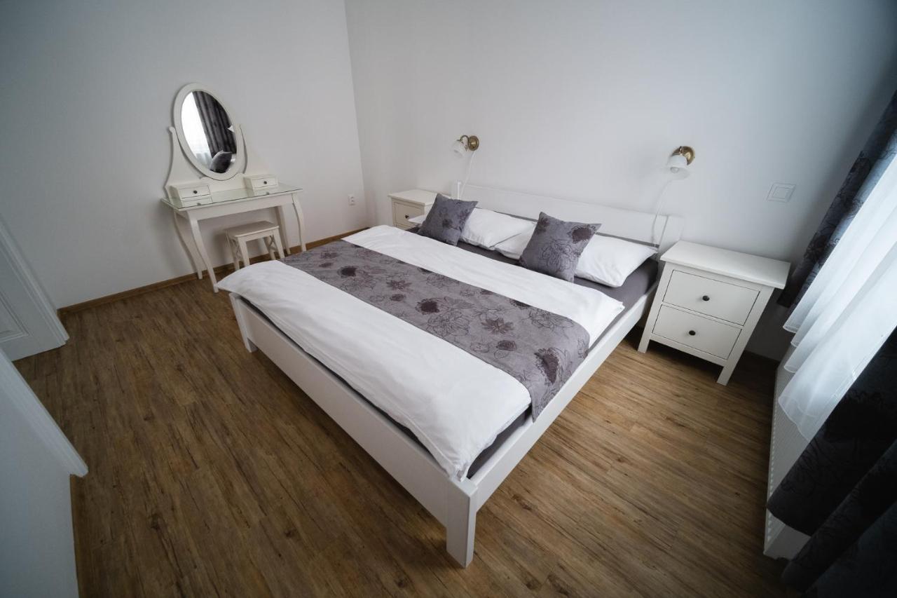 Apartmany 21 Třeboň Exteriör bild