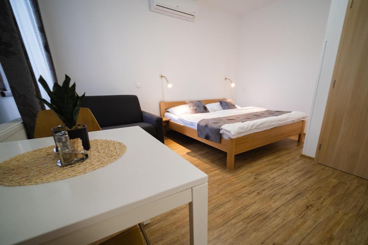 Apartmany 21 Třeboň Exteriör bild